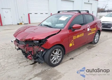 2017 Toyota Yaris Ia из США, поврежденный, VIN 3MYDLBYV4HY170093